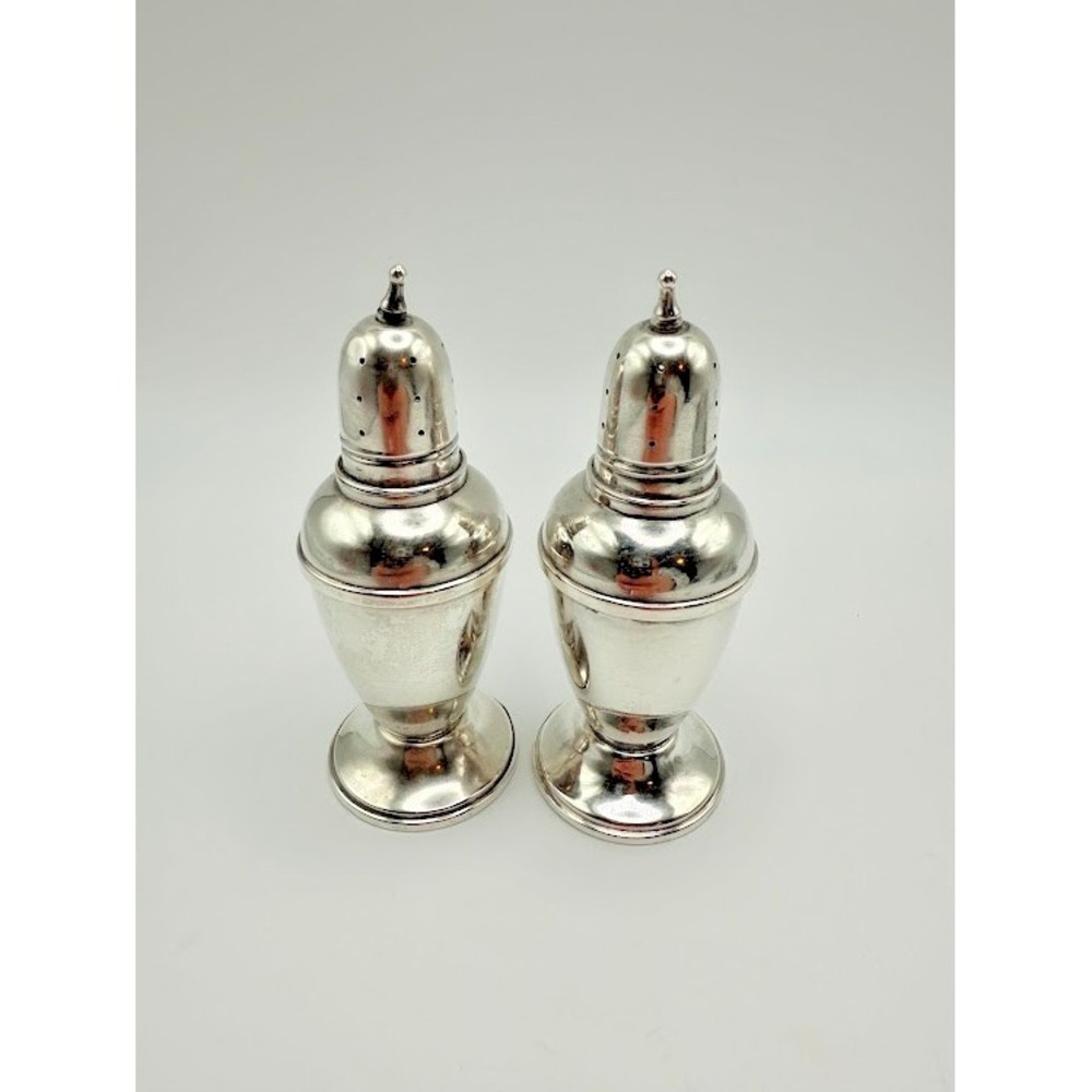 Vintage Reed & Barton The Pilgrim Glass Lined Sterling Silver Salt Pepper Shaker